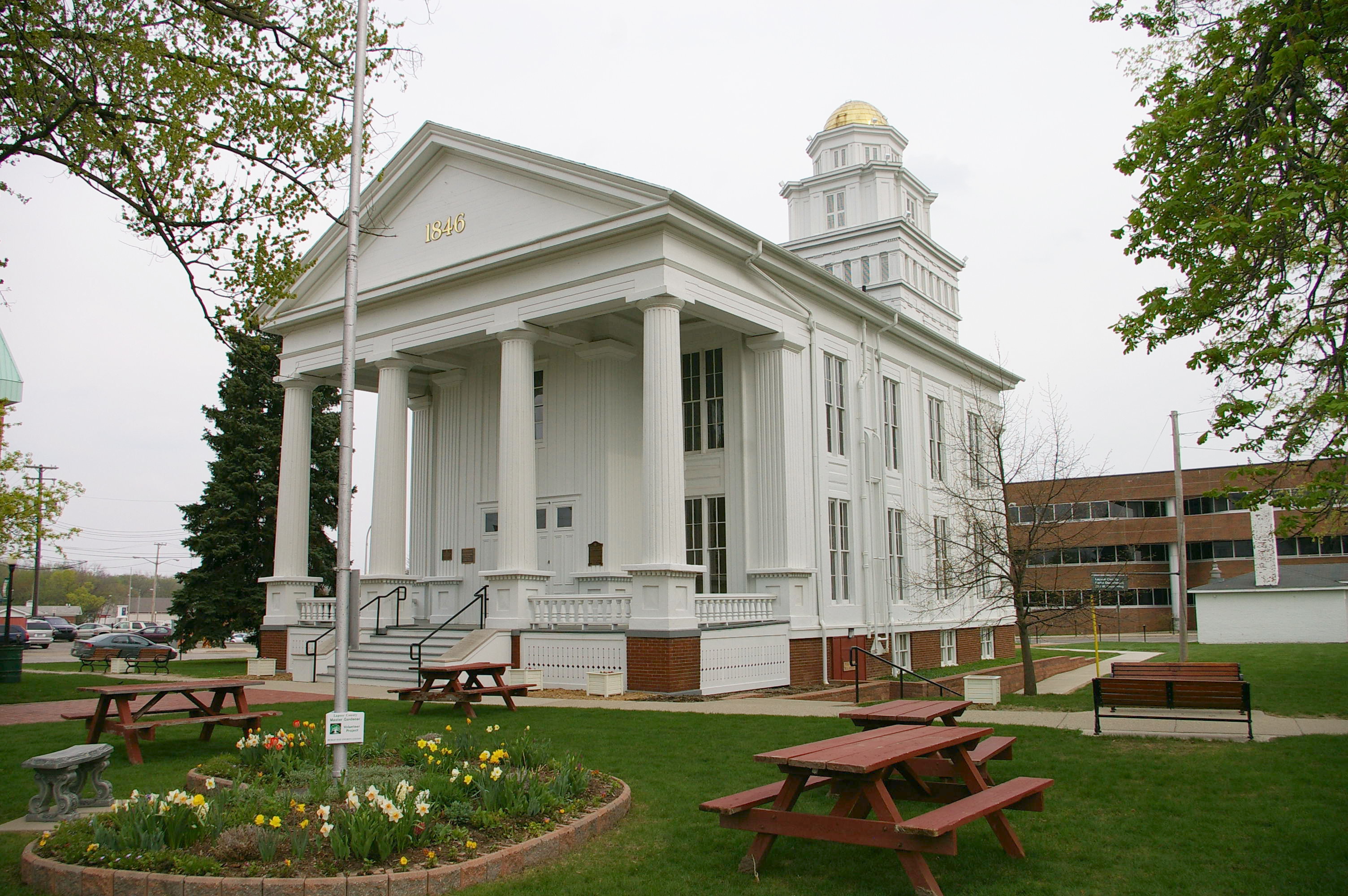 courthouse from northwest